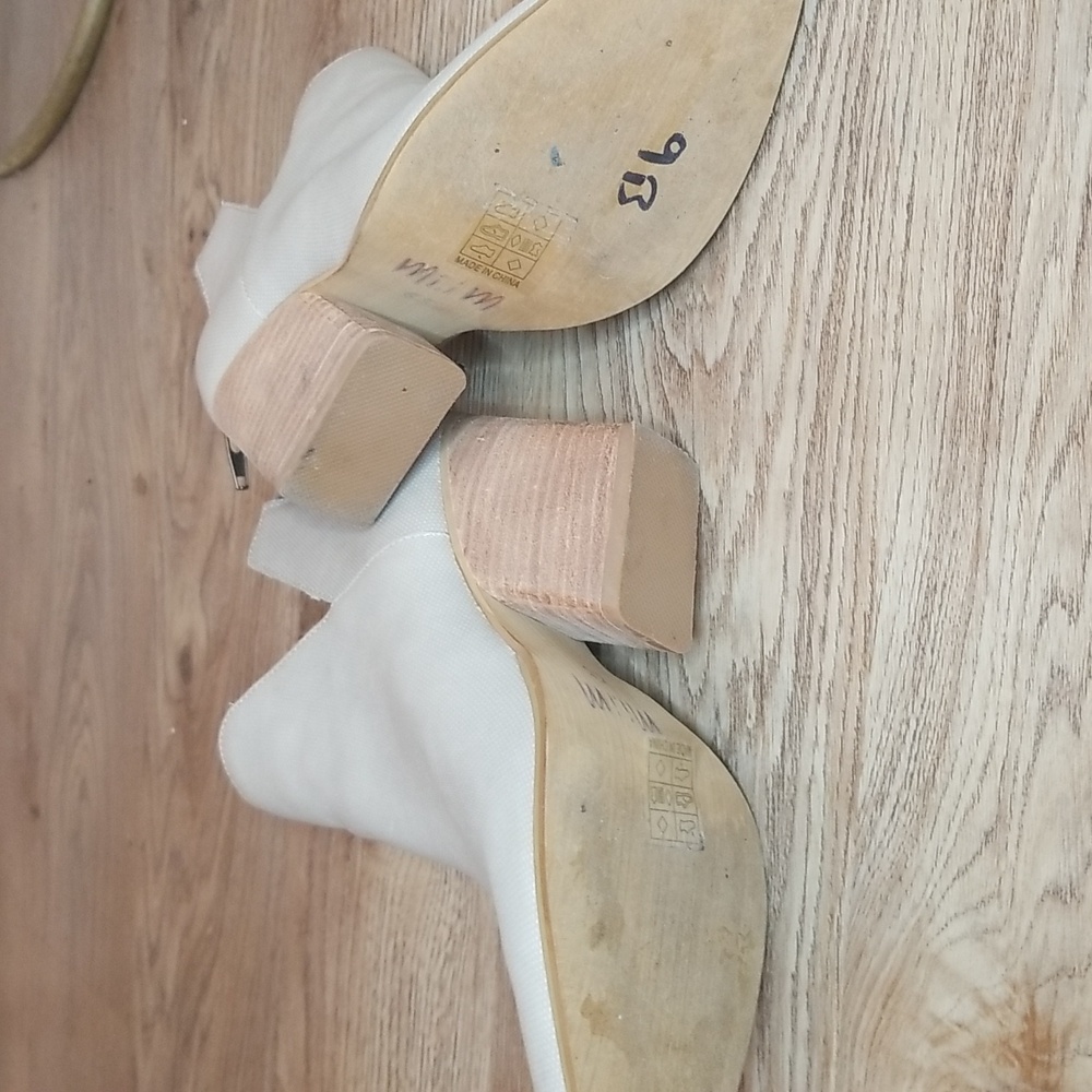 Mi.im Womens Beige Low Block Heel Booties Size 6.5 - Picture 11 of 16